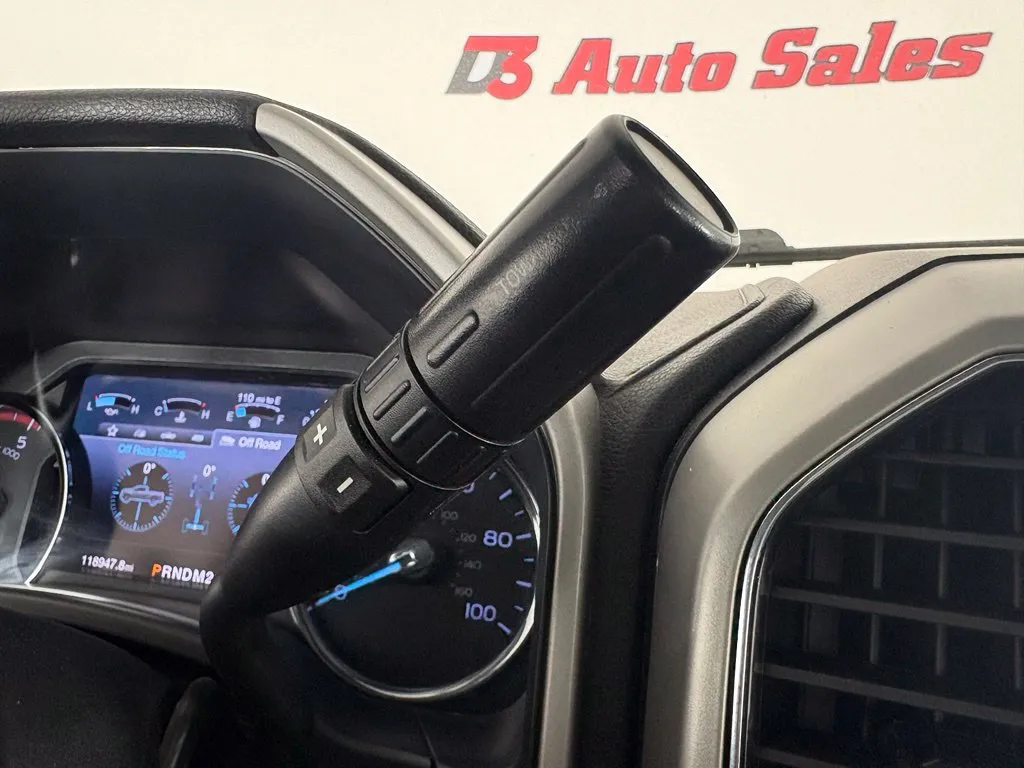 Ford F350SD photo 25