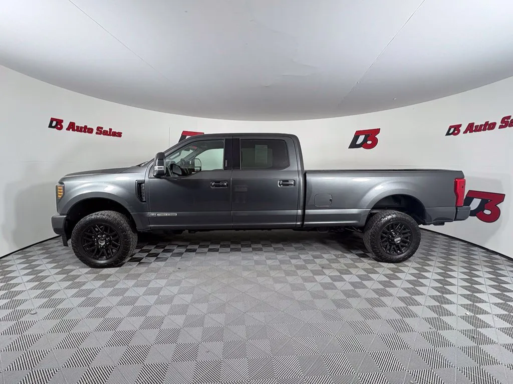 Ford F350SD photo 3