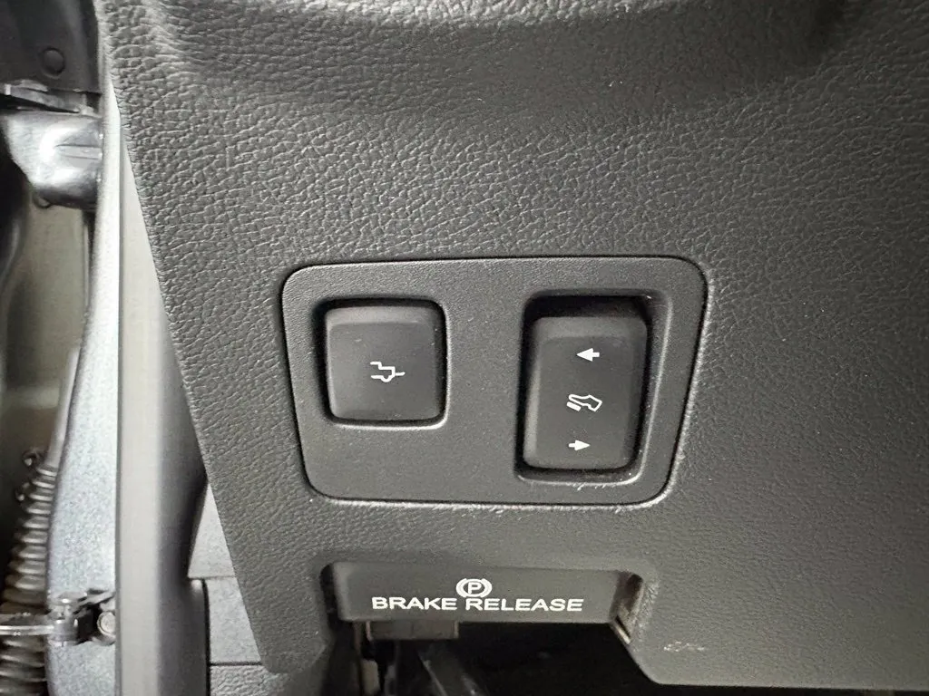 Ford F350SD photo 20
