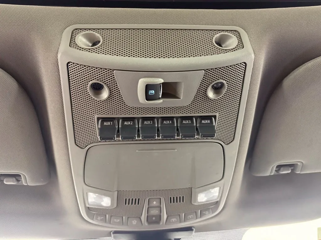 Ford F350SD photo 37
