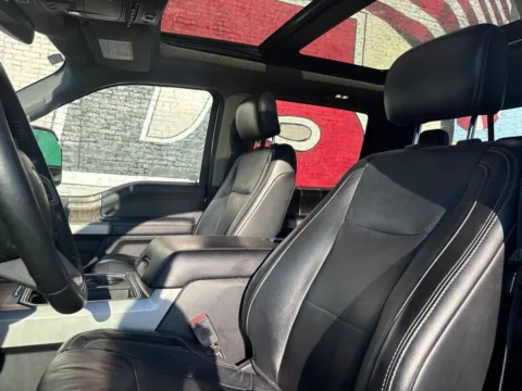 More photos of 2019 Ford F-350SD Lariat at D3 Auto Sales - Des Arc, AR, AR