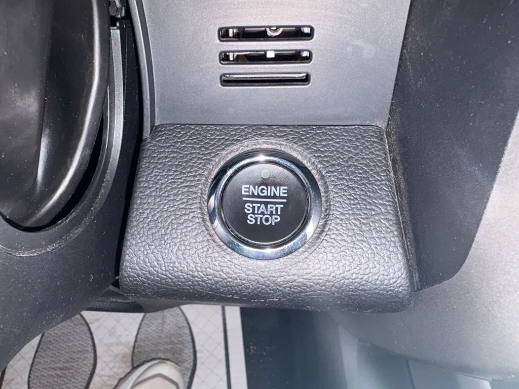 Ford F350SD photo 35