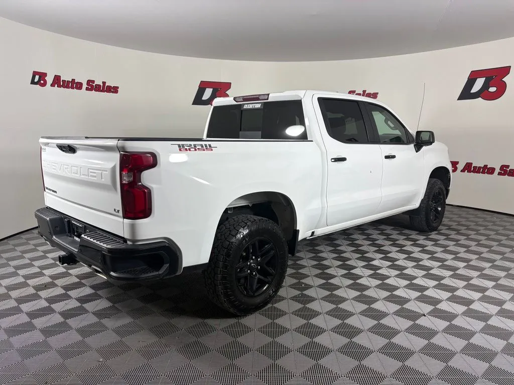 Chevrolet Silverado photo 6
