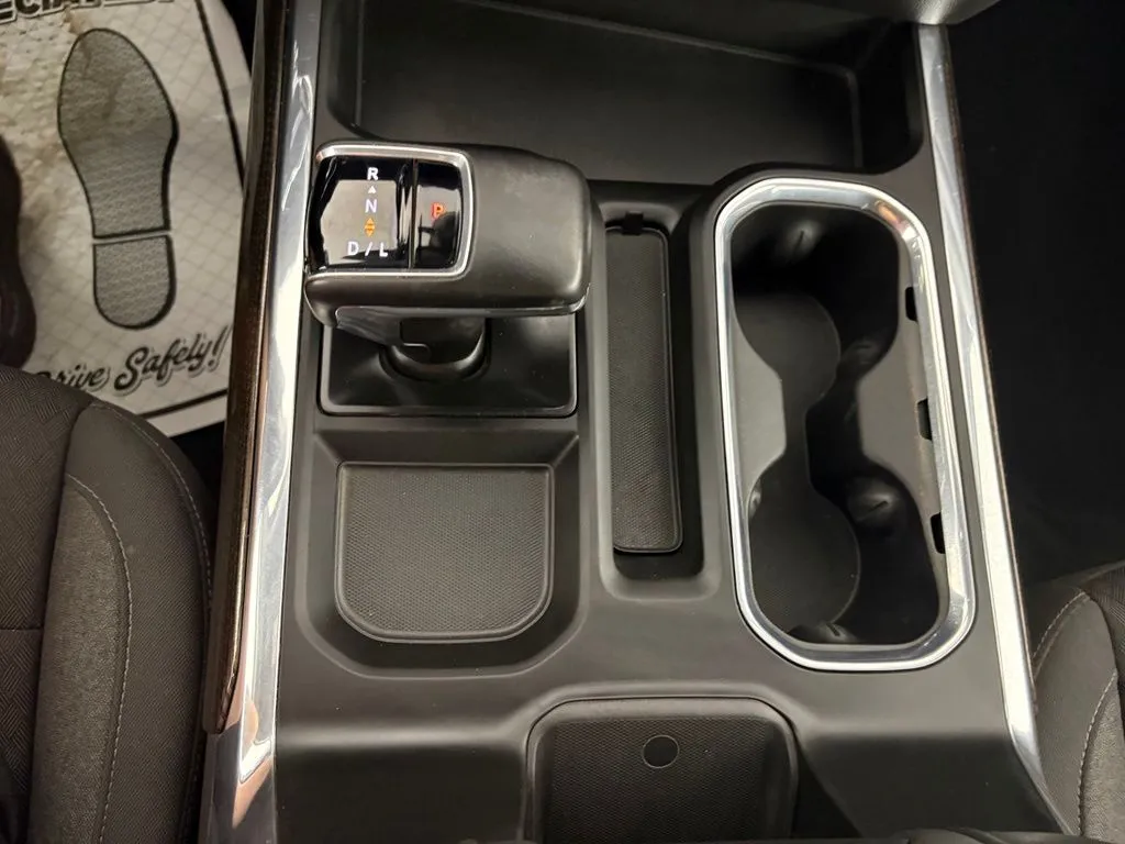 Chevrolet Silverado photo 28