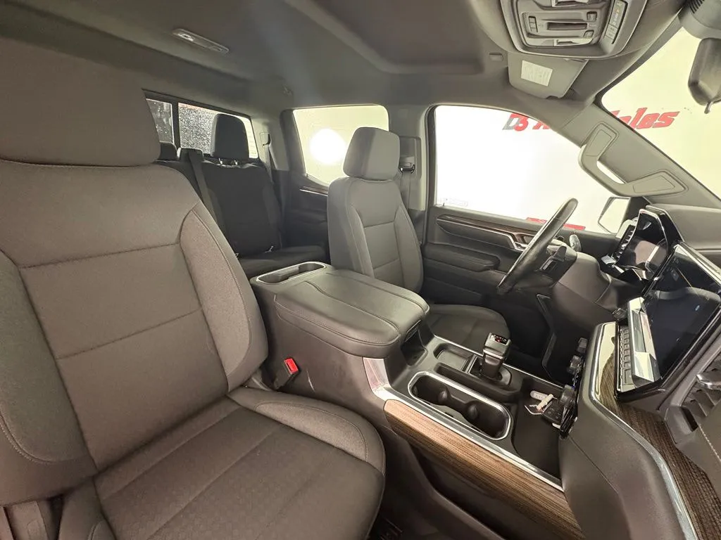 Chevrolet Silverado photo 35