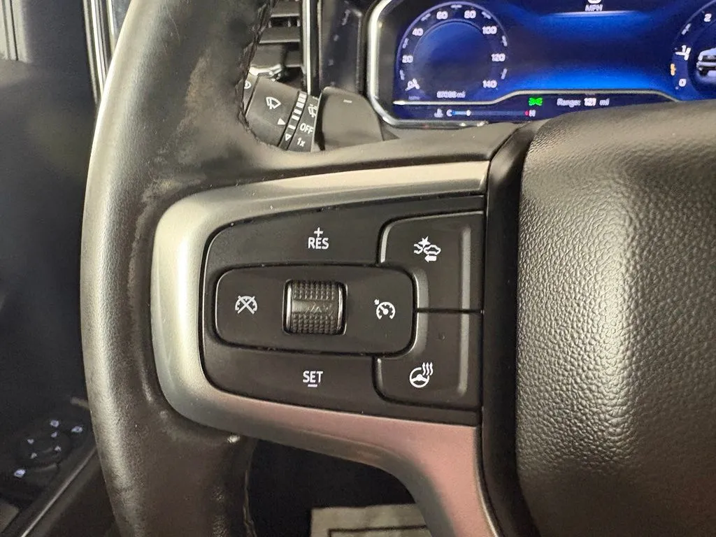 Chevrolet Silverado photo 22