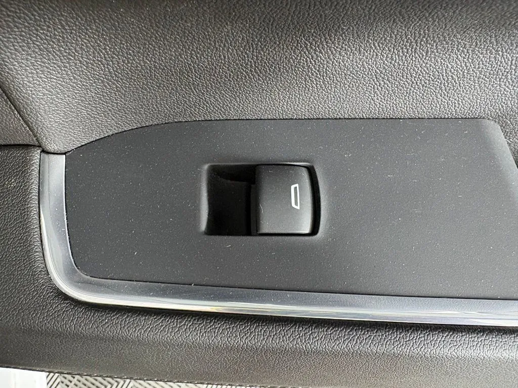 Chevrolet Silverado photo 47