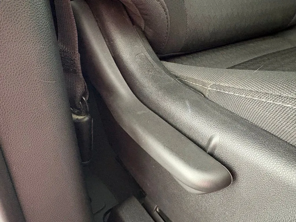 Chevrolet Silverado photo 36