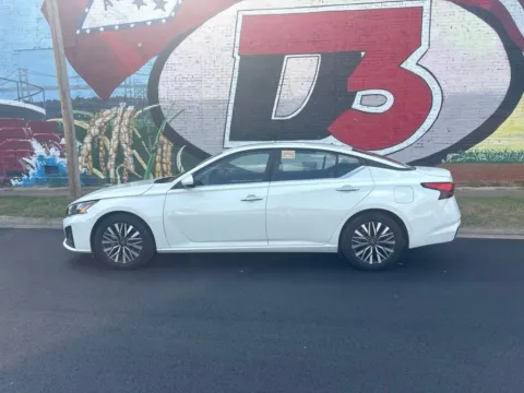 Another view of 2023 Nissan Altima 2.5 SV for sale in Des Arc, AR at D3 Auto Sales - Des Arc, AR