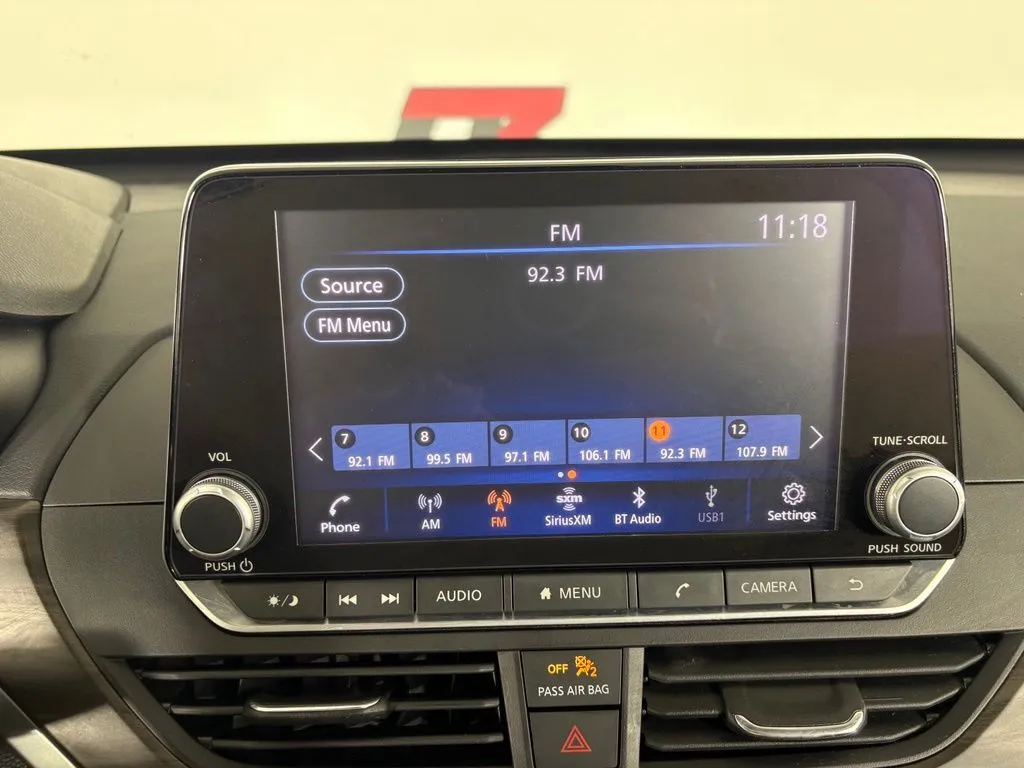 Nissan Altima photo 21