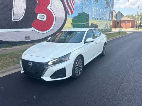 White 2023 Nissan Altima 2.5 SV for sale in Des Arc, AR