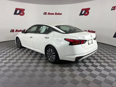 More photos of 2023 Nissan Altima 2.5 SV at D3 Auto Sales - Des Arc, AR, AR
