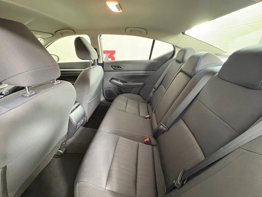 Nissan Altima photo 34