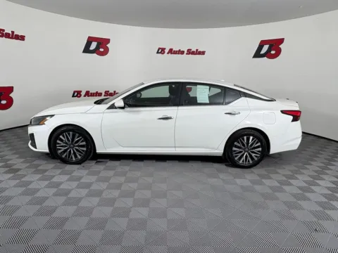 Another view of 2023 Nissan Altima 2.5 SV for sale in Des Arc, AR at D3 Auto Sales - Des Arc, AR