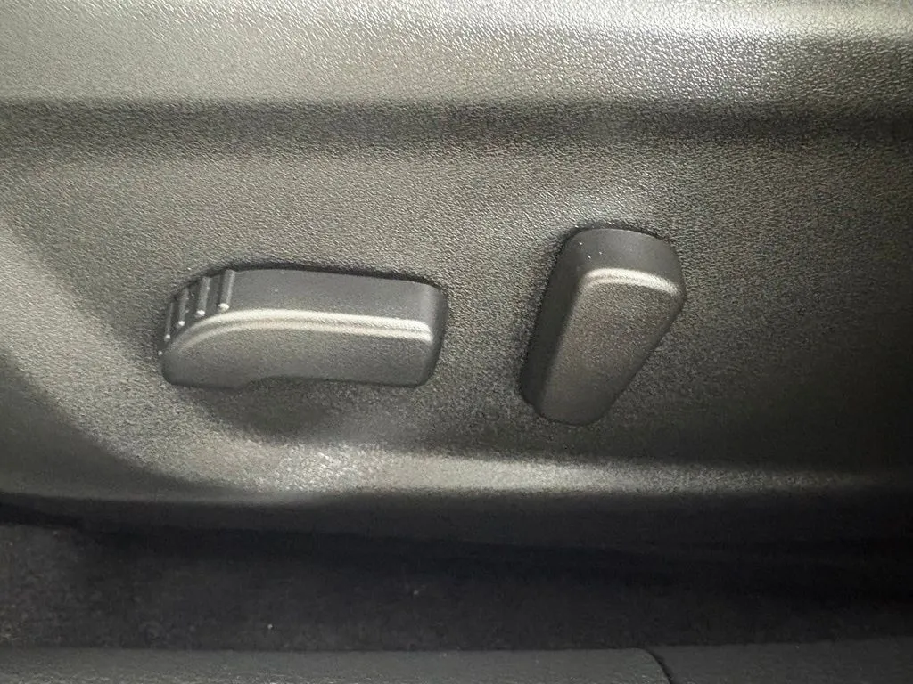 Nissan Altima photo 11