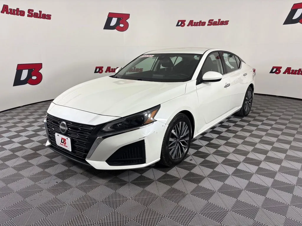 White 2023 Nissan Altima 2.5 SV for sale in Des Arc, AR