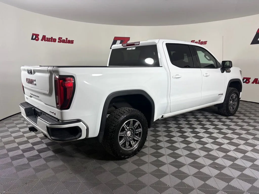 GMC Sierra photo 6