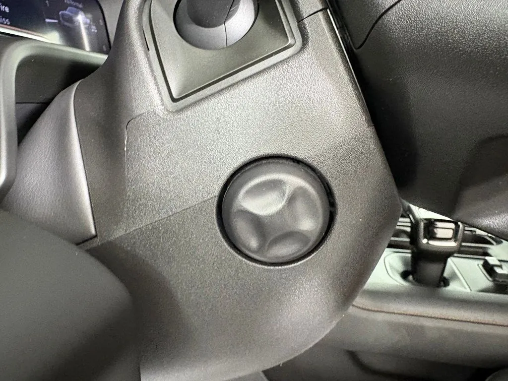 GMC Sierra photo 19