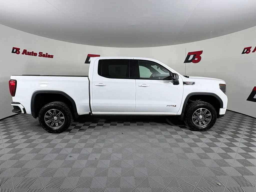GMC Sierra photo 7