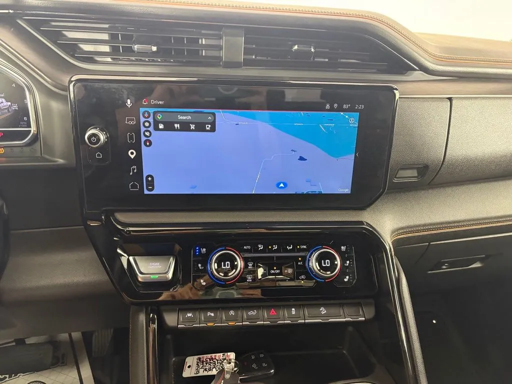 GMC Sierra photo 24