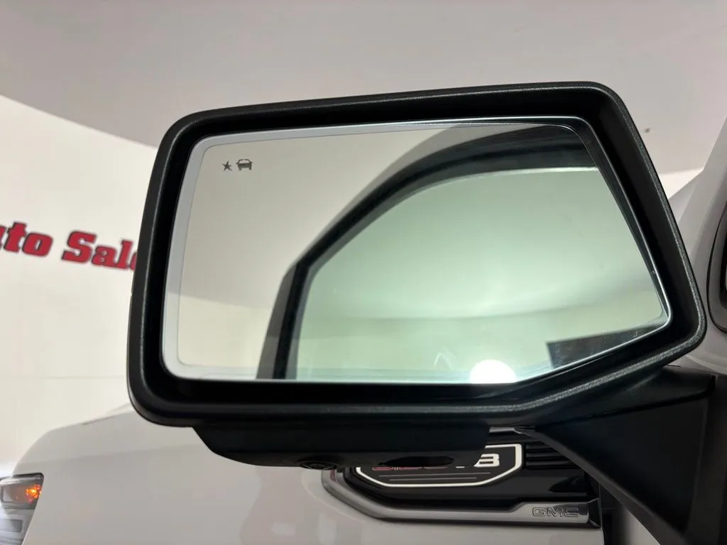 GMC Sierra photo 17