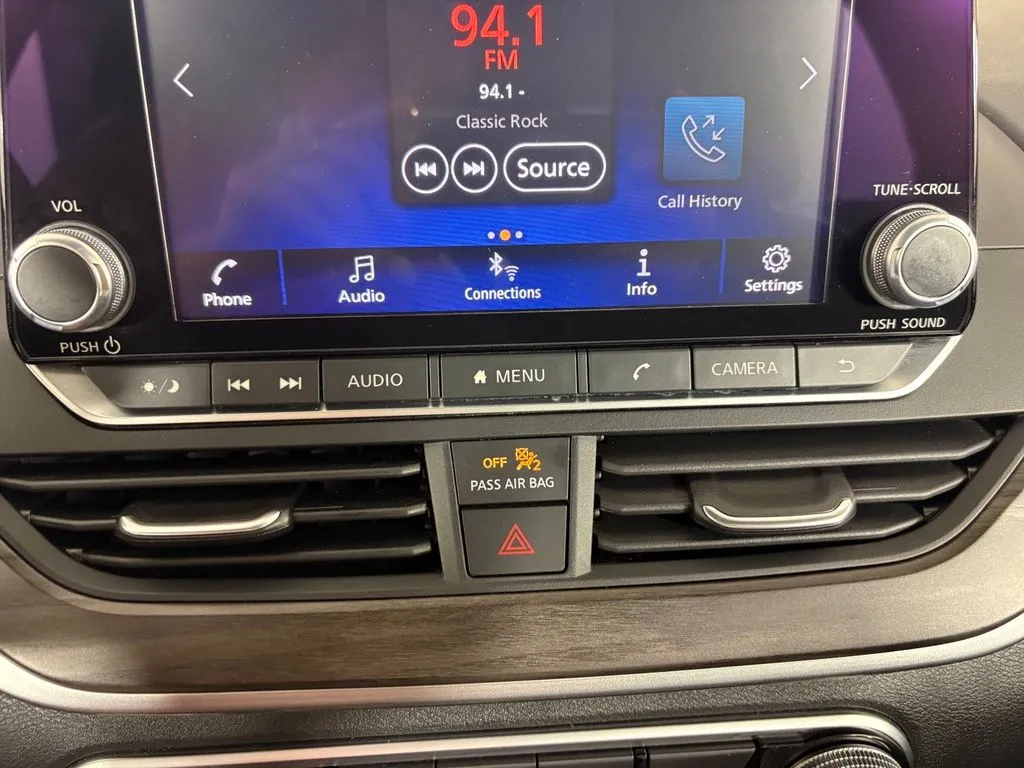 Nissan Altima photo 22