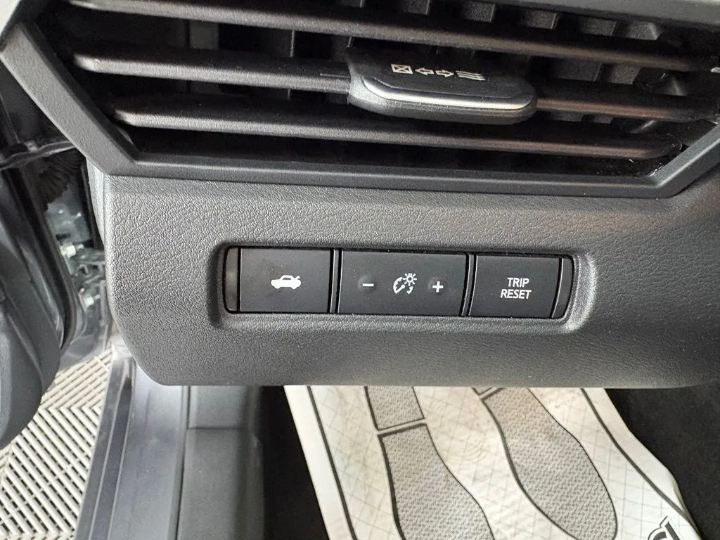 Nissan Altima photo 15