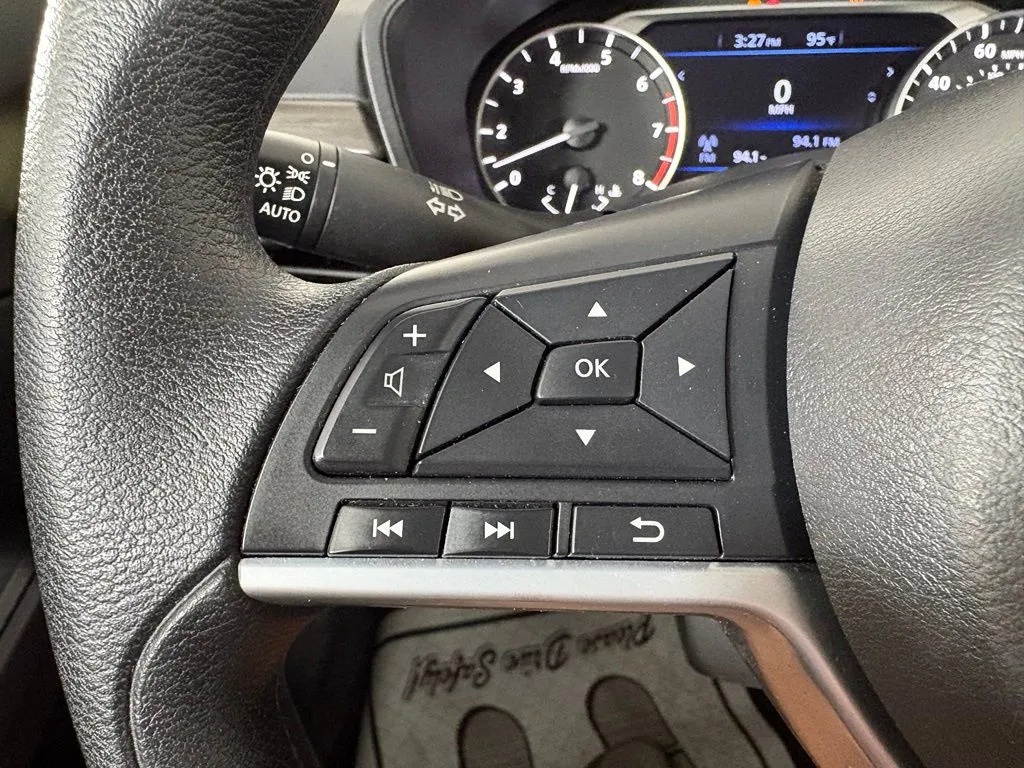 Nissan Altima photo 17