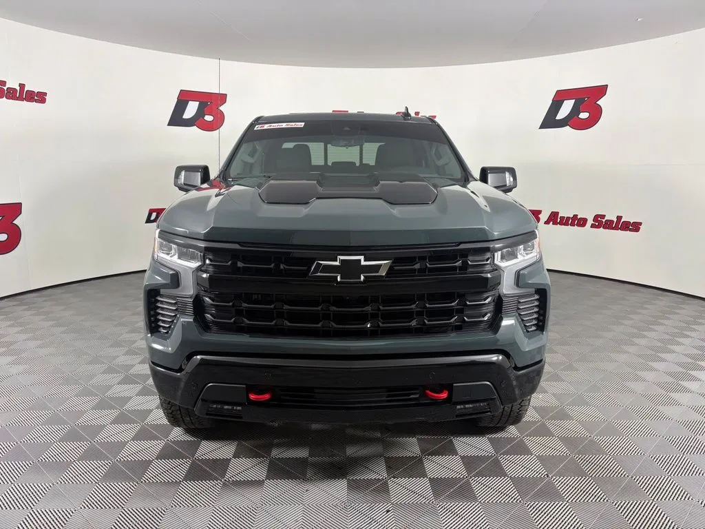 Chevrolet Silverado photo 9