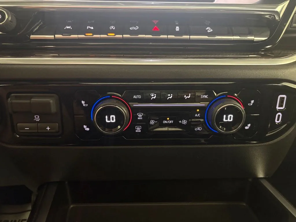 Chevrolet Silverado photo 27