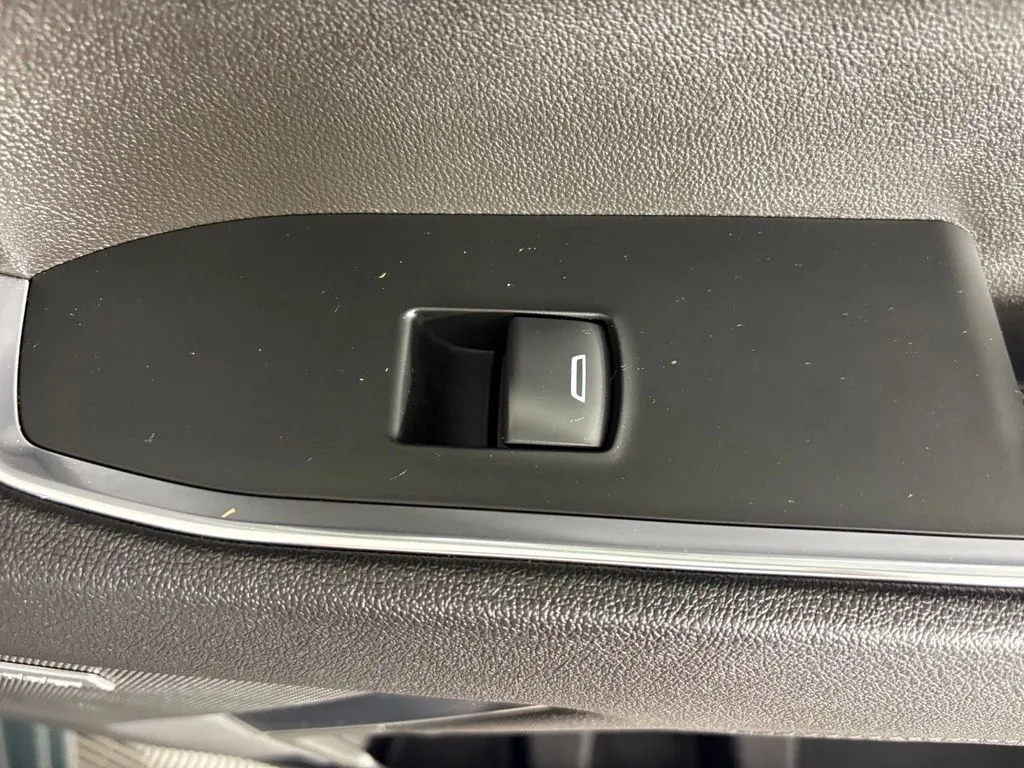Chevrolet Silverado photo 40