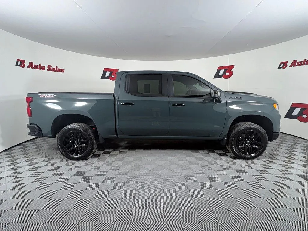 Chevrolet Silverado photo 7