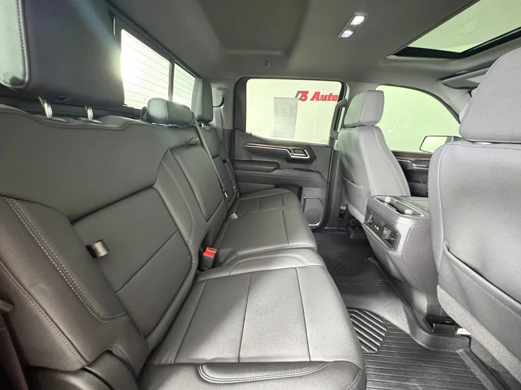 Chevrolet Silverado photo 47