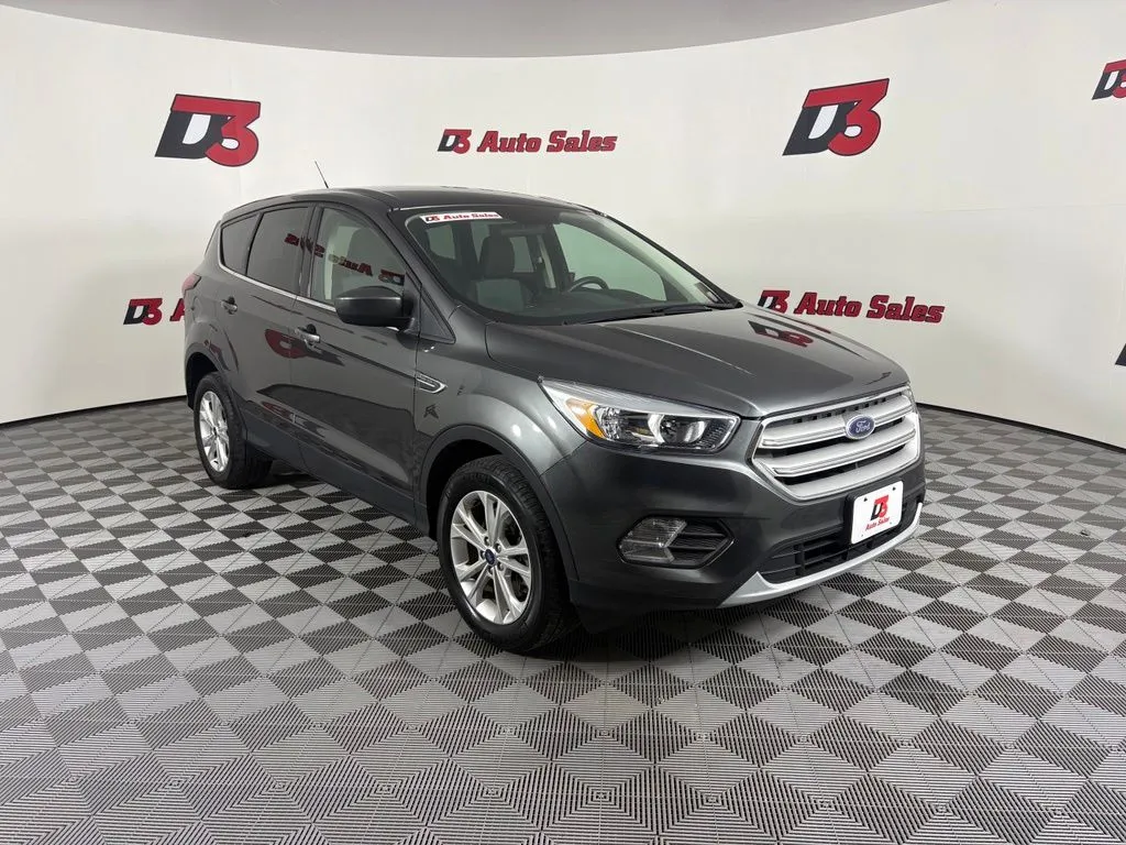 Ford Escape photo 8