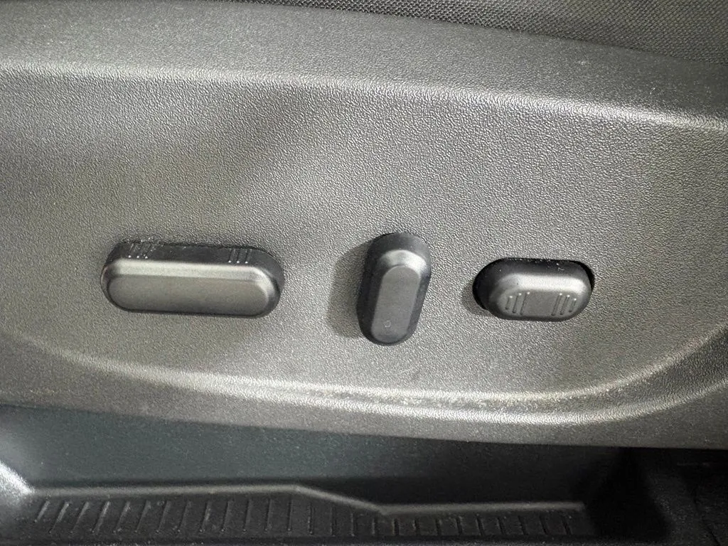 Ford Escape photo 11
