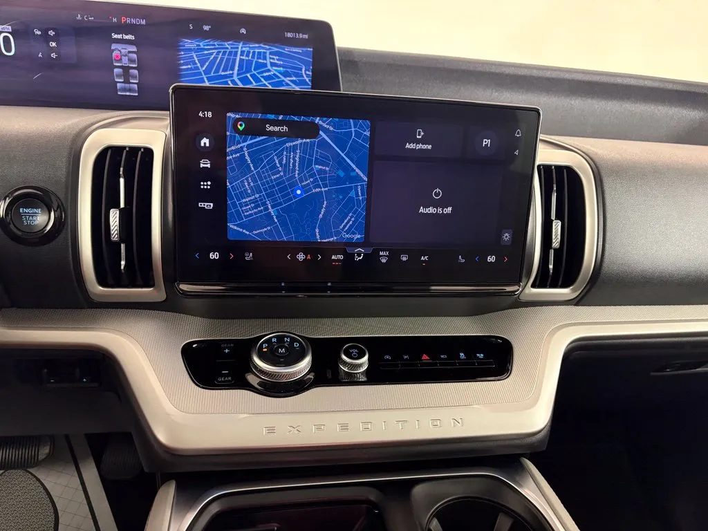 Ford Expedition photo 24