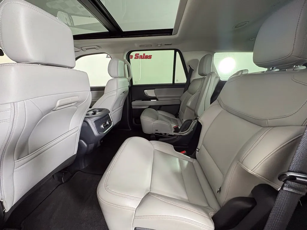 Ford Expedition photo 43
