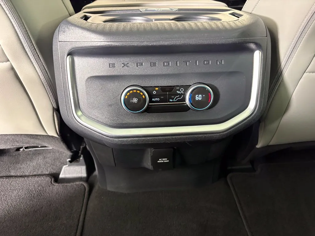 Ford Expedition photo 45