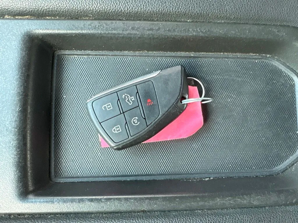 GMC Sierra photo 46