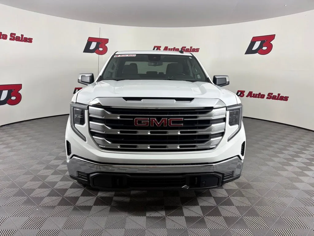 GMC Sierra photo 9