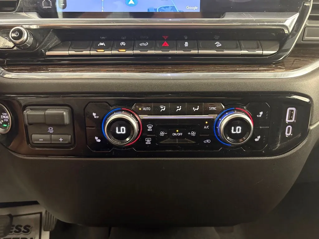 GMC Sierra photo 25