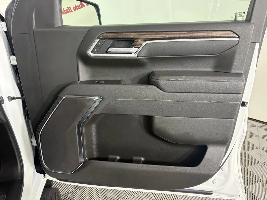 GMC Sierra photo 33