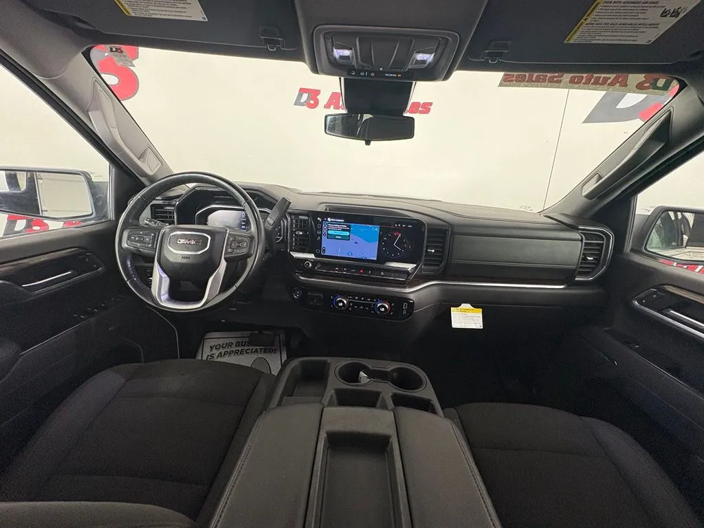 GMC Sierra photo 36
