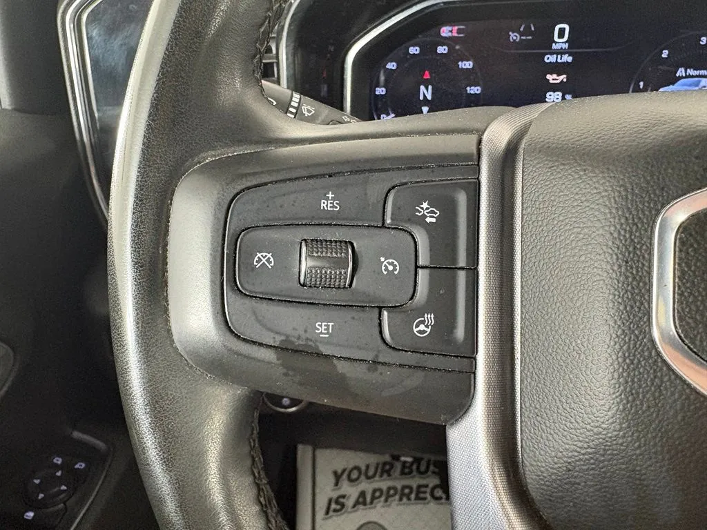 GMC Sierra photo 18
