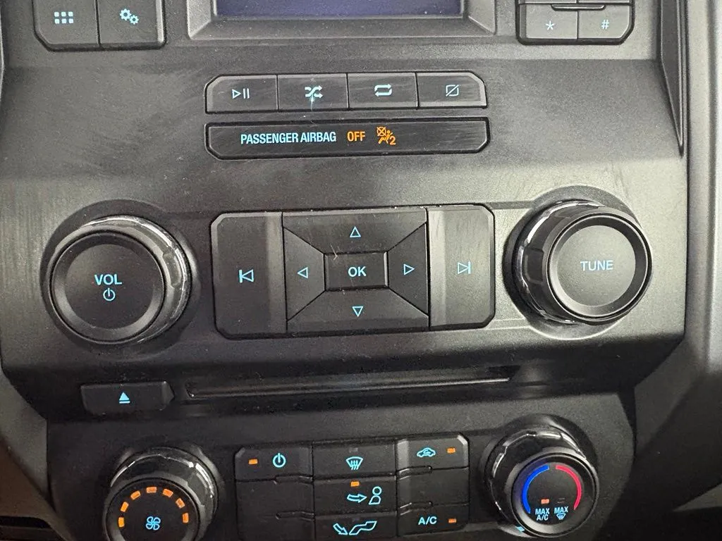 Ford F-150 photo 28