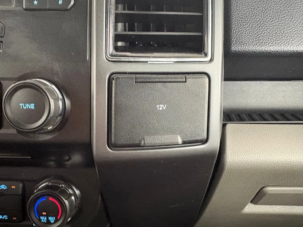 Ford F-150 photo 31