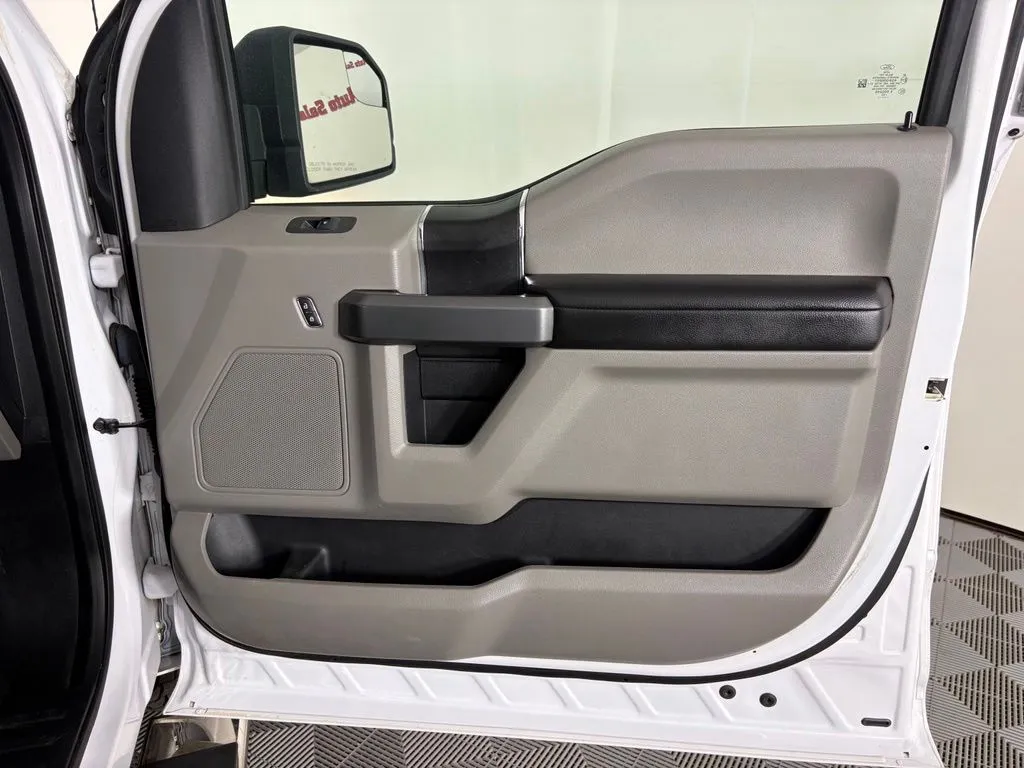 Ford F-150 photo 38