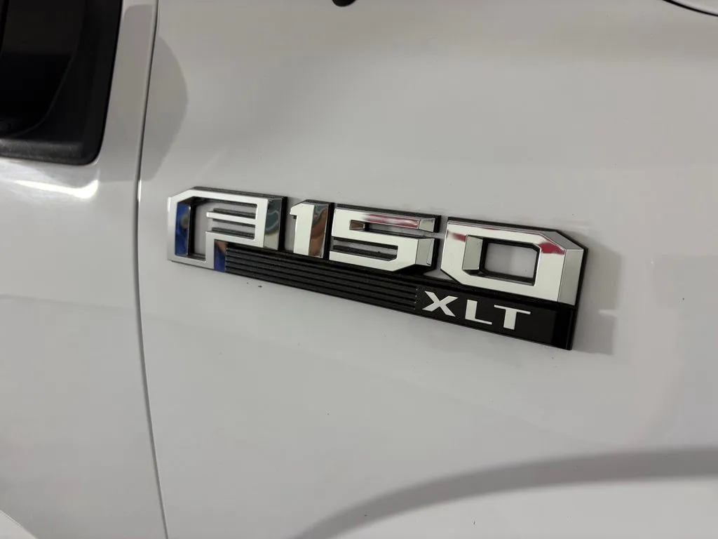 Ford F-150 photo 10