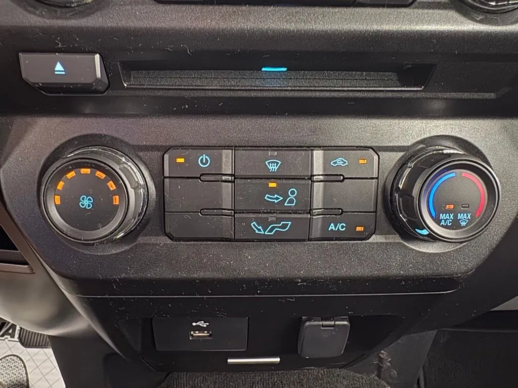 Ford F-150 photo 29