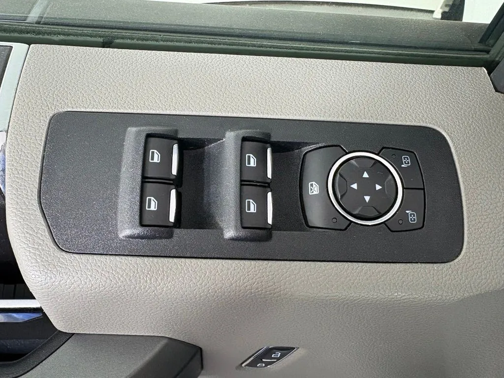 Ford F-150 photo 16